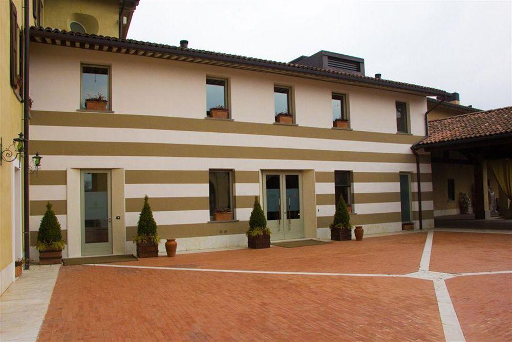 Borgo Santa Giulia Villa Corte Franca Exterior photo